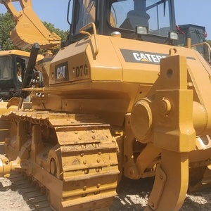 Bulldozers Caterpillar d'occasion presque neufs D7G/D7H/D7R, équipement lourd, moteur, capacité de bulldozing de 5,6 m, puissance de 141 kW, en vente - Product Image 1