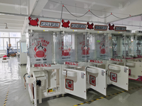 Machine à poupées en peluche du Guangdong, centre de jeux d'arcade, machine à griffes, jeux à pièces, divertissement à vendre