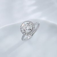 Anello Classico a Quattro Punte con Pavé Completo di Diamanti Coltivati in Laboratorio, Anello Solitario in Platino PT950 per Fidanzamento e Matrimonio, Gioielleria Fine per Donne