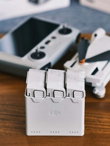 โดรน <span class=keywords><strong>DJI</strong></span> <span class=keywords><strong>Mini</strong></span> 3 Pro ใหม่ กล้องโดรน 4K/60fps วิดีโอ 249 กรัม ระบบกันสั่น 3 แกน ระยะควบคุม 6 กม. ใช้งานง่าย เหมาะสำหรับมือใหม่ - Product Image 4