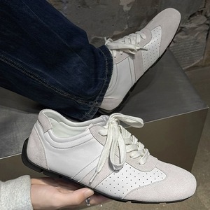 Sneakers Retrò da Uomo, Scarpe da Allenamento Vintage, Bianche in Finta Pelle Scamosciata, Patchwork, Scarpe Casual Basse, Calzature Perforate per Camminata - Product Image 1