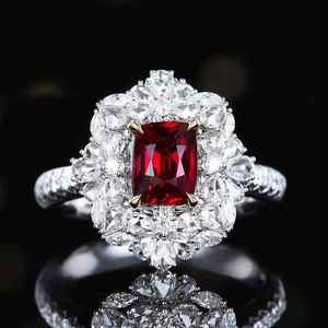 Joyería fina de oro de 18 quilates, anillo de rubí natural sin calentar de 1.59 quilates, halo lateral con diamantes pavé, 58 piezas, 1.08 quilates, certificado AIGS+NGTC - Product Image 1