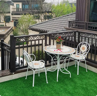 Ensemble table basse et chaises vintage en fer forgé pour l'extérieur Mobilier de jardin élégant pour bar