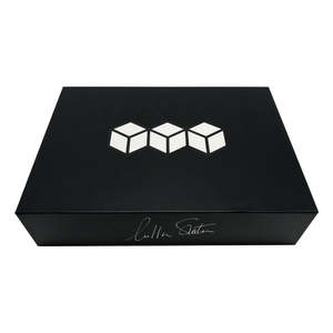 Caja de Ropa Magnética de Lujo Personalizada, Caja de Embalaje de Cartón para Ropa, Caja Rígida para <span class=keywords><strong>Camisetas</strong></span> de Hombre, Caja de Regalo para Ropa y Bufandas - Product Image 4