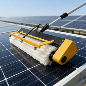 Machine de nettoyage de panneaux solaires avec perche télescopique alimentée en eau, outil de lavage automatique de modules photovoltaïques (PV) pour toitures, portable - Product Image 4
