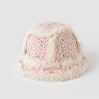 Bonnet en Fausse Fourrure Tricoté à Fleurs pour Femme Fait à la Main Hiver Crochet Seau à Fleurs Bonnet Chaud Garni Lapin en Peluche Fourrure Fuzzy Buckey Chapeau
