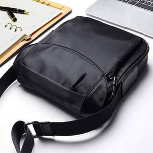 Bolso Bandolera de Poliéster Impermeable Personalizado OEM de Moda - Product Image 2