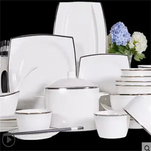 Bone China set da tavola di lusso leggero set da pranzo in ceramica per la casa di inaugurazione della casa