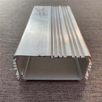 Production professionnelle de profilés en aluminium industriels personnalisés par le client de précision