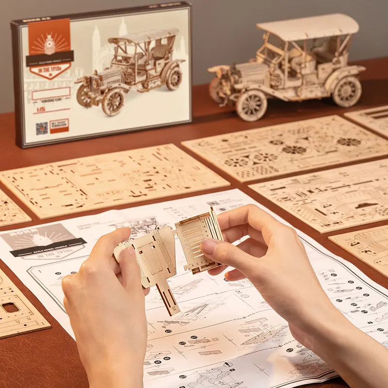 Jouet certifié CPC Robotime Rokr Factory Jeu pour enfants Cadeau MC801 Voiture vintage 3D Puzzles en bois