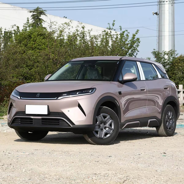 2024 BYD Yuan up New Energy Electric Car Long Range (401-500km) 100-150kW Motor 30-50kWh Battery Low Price Used Fast Shipping