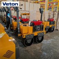 Mini-compacteur routier Smooth Control 550 kg avec force vibratoire de 30 kN pour des résultats uniformes de compactage de l'asphalte et du sol