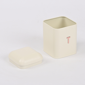 Boîte à pain et bidon en métal blanc pour la maison et la cuisine - Product Image 6