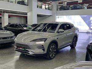 Used <strong>B</strong>-Y-D Song P-L-U-S New Energy 2025 D-M-i Intelligent Driving Edition 112 KM <strong>Prestige</strong> Edition Used Car - Product Image 2