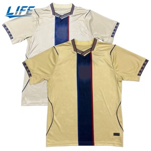 เสื้อฟุตบอลบาร์เซโลน่ารุ่นเรโทร แขนสั้น ระบายอากาศได้ดี ซับเหงื่อ คุณภาพสูง รุ่นใหม่ประจำฤดูร้อนปี 2025/2026 - Product Image 1