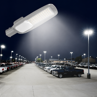 Lampadaire LED IP65 IK10 Étanche 180 Lm/W Haute Luminosité pour Éclairage Public Urbain et Parking