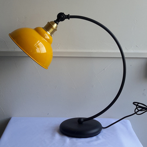 Đèn bàn <span class=keywords><strong>LED</strong></span> hiện đại với bóng kim loại đầy màu sắc đơn giản là nguồn điện xoay chiều hiện đại để đọc bất kỳ phòng nào - Product Image 5