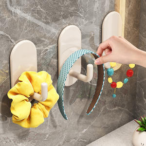 Gancho adhesivo minimalista para montar en la pared, solución de almacenamiento redonda sin perforaciones, color blanco, para cocina y baño - Product Image 5