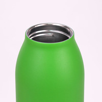 Bouteille d'eau isotherme en acier inoxydable à double paroi de 18 oz avec paille, personnalisable avec logo, vente en gros usine