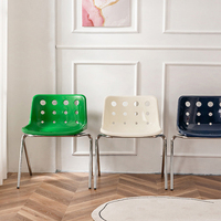 Chaise de jardin pliable et empilable en plastique Haosi pour une utilisation en extérieur, dans la chambre et à l'école