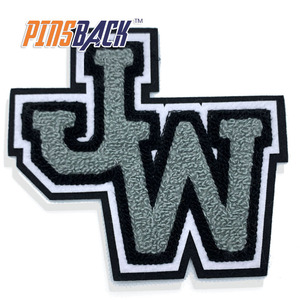 Design d'usine personnalisé Lettres colorées Noël <span class=keywords><strong>Mickey</strong></span> Iron-on Jogger Set Chenille Brodé Badges Patches pour Trucker Hat - Product Image 4