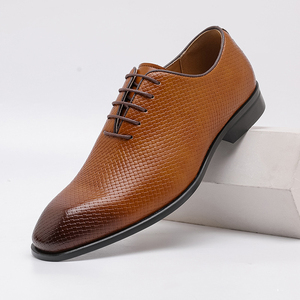 Nuevos Zapatos de Cuero para Hombre, Estilo Europeo, con Cordones, Oxford de Negocios con Diseño de una Sola Pieza en Estilo Británico-Coreano - Product Image 3