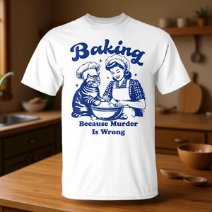 Baking Because Murder Is Wrong T-shirt pour femmes avec motif de chat faisant de la pâtisserie - Product Image 3