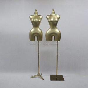 Mannequin femme Guangzhou en fibre de verre, taille M L, finition or mat, avec hanches et poitrine généreuses, demi-corps, pour vitrine - Product Image 3