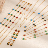 Kalung Rantai Adjustable Lima Daun Lima Bunga Berbahan Enamel Baja Anti Karat Lapis Emas 18K Tidak Luntur