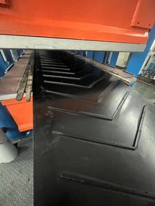 Nhà Máy Giá b800mm 1000mm Cleat v-hình dạng mô hình băng tải vành đai <span class=keywords><strong>EP</strong></span> vải Chevron băng tải cao su cho mỏ đá - Product Image 4