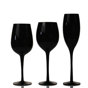 Calici da Vino Eleganti Senza Piombo con Stelo Lungo, Bicchieri Neri Stampati per Matrimoni e Feste di Compleanno - Product Image 2