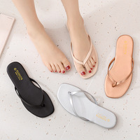 Tongs personnalisées bon marché, belles chaussures de plage, de voyage décontractées, pantoufles pour femmes, vente en gros, 2022