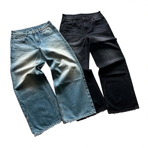 Pantalones de hombre personalizados 100% nailon ligeros de pierna ancha con paneles cosidos de bloques de color, lavados, estilo streetwear, cortavientos, acampanados, tipo vaqueros. - Product Image 3