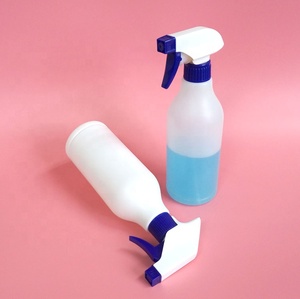Bouteille de pulvérisation en plastique PE de 500ml pour soins capillaires, récipient de pulvérisation à gâchette domestique pour produits chimiques, offre spéciale - Product Image 1