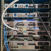 Appareil de tête de télévision numérique DVB-S2 récepteur Satellite décodeur IRD avec 4 emplacements de caméra CI avec 8 cartes à puce