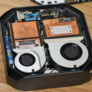 Estación de Trabajo de Escritorio HPE Z2 Mini - Product Image 1