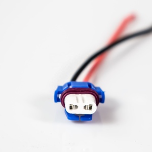 Nhà Máy Bán Hot Xe Máy <span class=keywords><strong>9006</strong></span> Bóng Đèn Halogen Xe Ổ Cắm Gốm Sứ <span class=keywords><strong>Adapter</strong></span> 12V Bóng Đèn <span class=keywords><strong>Led</strong></span> Ổ Cắm Chất Lượng Tốt Nhất - Product Image 4