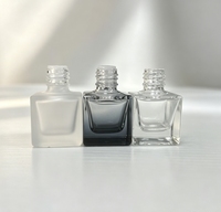 Diffuseur de parfum pour voiture en verre noir dégradé classique, vide, avec bouchon en bois noir personnalisé, pour huiles essentielles et parfums