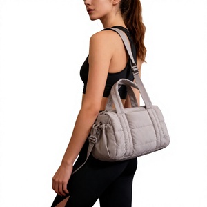 Bolsa Deportiva Impermeable con Logotipo Personalizado, Compartimento para Zapatos, Forro de Poliéster, Gran Capacidad, para Viajes y Deportes, Unisex - Product Image 1
