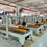 Machine de scellage automatique de cartons GURKI avec roulement à engrenages pour les applications de boissons et de produits chimiques