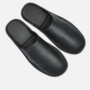 Pantofole da <span class=keywords><strong>Casa</strong></span> per <span class=keywords><strong>Uomo</strong></span> in Vera <span class=keywords><strong>Pelle</strong></span> con Suola in Tendine di Manzo di Grandi Dimensioni per Interni ed Esterni - Product Image 2
