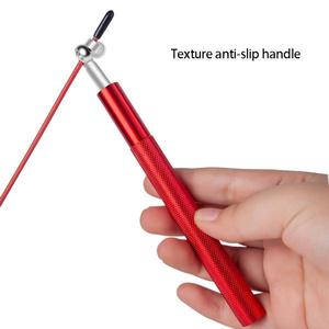 Corde à sauter lestée en acier de haute qualité, réglable, avec poignées en aluminium - Product Image 4