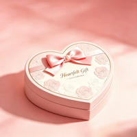 Boîte cadeau en matériaux recyclés en forme de cœur rose, motif de rose, emballage rigide de qualité supérieure, doublure en éponge pour chocolats, romantique