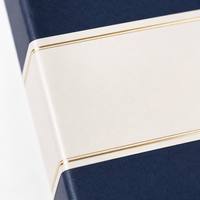 Boîte cadeau magnétique de luxe en carton recyclable en forme de livre personnalisée pour flacon de parfum en verre avec estampage