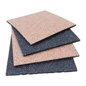 Piastrelle in <span class=keywords><strong>Gomma</strong></span> <span class=keywords><strong>di</strong></span> Alta Qualità per Pavimenti <span class=keywords><strong>di</strong></span> Palestre, Pendenza in <span class=keywords><strong>Gomma</strong></span> per Aree Fitness e Sollevamento Pesi - Product Image 5