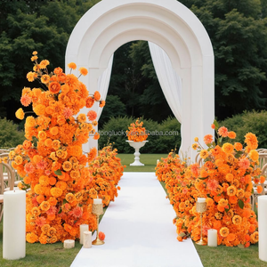 Goldener Halbmond-Bogen mit Orangen-Hortensien, Seidenrosen, Schleierkraut und Grün für Hochzeitsfeier, Zeremonie und Bühnendekoration - Product Image 1