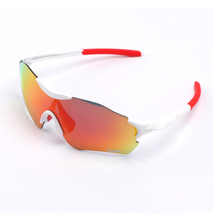 2025 meilleures ventes produits vélo de <span class=keywords><strong>course</strong></span> sans monture lunettes de soleil écologiques hommes sport lunettes de soleil polarisées photochromiques - Product Image 3