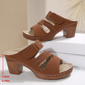 Sandales à talons épais et creux de style européen et américain, nouvelle collection d'été, grandes tailles, sandales romaines pour femmes - Product Image 3