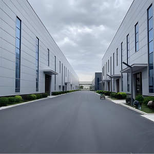 โรงจอดรถในอาคารโรงจอดรถโครงสร้างเหล็กสำเร็จรูปสำหรับงานอุตสาหกรรมสมัยใหม่น้ำหนักเบาอาคารสำนักงาน - Product Image 5