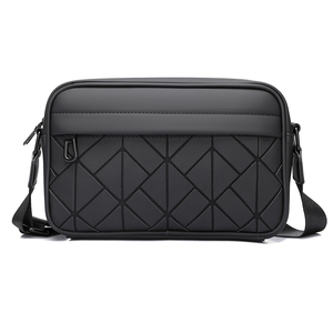 Bolso Bandolera Negro Impermeable - Bolso Multifuncional de Hombro, Apto para Hombres y Mujeres - Product Image 1